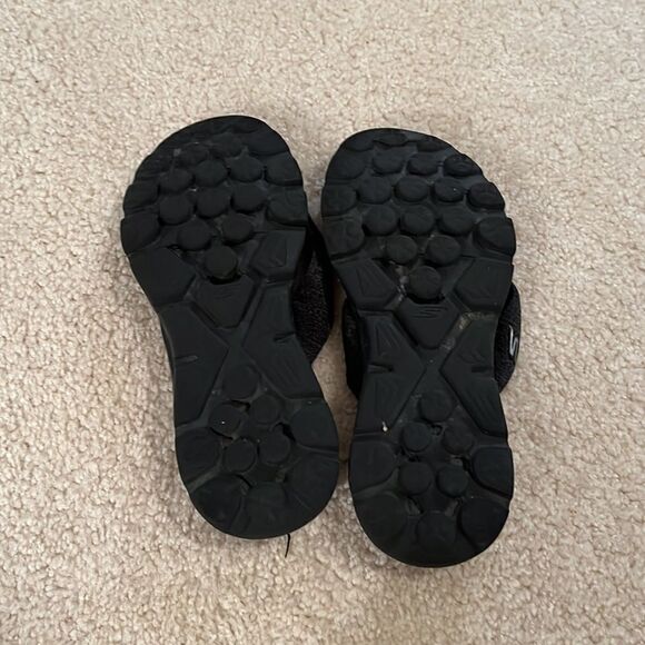 SKETCHERS FLIP FLOPS - Picture 5 of 10